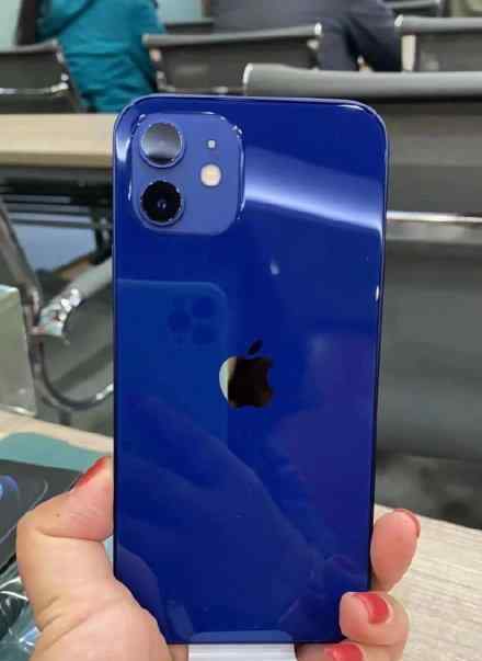 iPhone12蓝色被吐槽