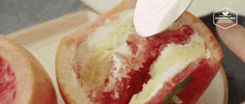 水果奶油蛋糕 超火的水果奶油蛋糕来了！这个西柚是蛋糕你信吗？