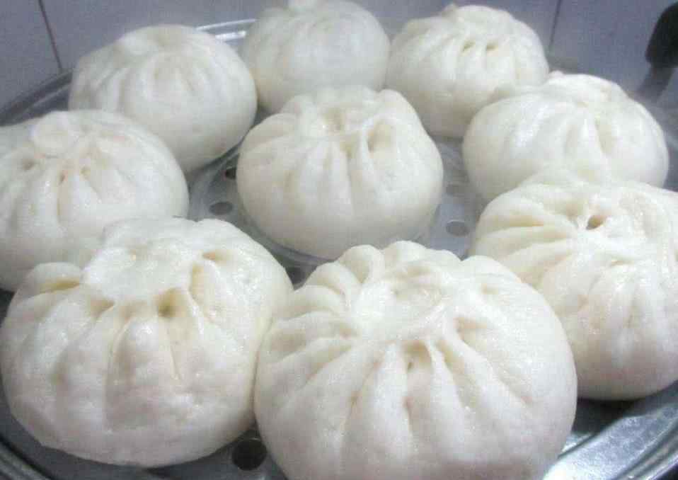 蒸包蓬松的技巧 蒸包子时，记住这2个技巧，包子蓬松暄软，不塌陷，想不好吃都难