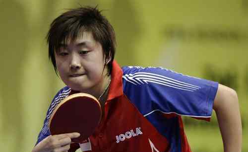 新加坡乒乓球女队 她19岁被国乒淘汰，24岁以新加坡人身份夺冠，30岁被移除新加坡队
