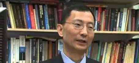 窝火想骂人图片 被中国培养成才的他，最后却选择入了美籍，为何国人却未曾骂他？