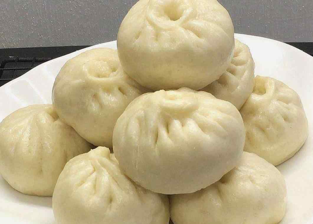 蒸包蓬松的技巧 蒸包子时，记住这2个技巧，包子蓬松暄软，不塌陷，想不好吃都难