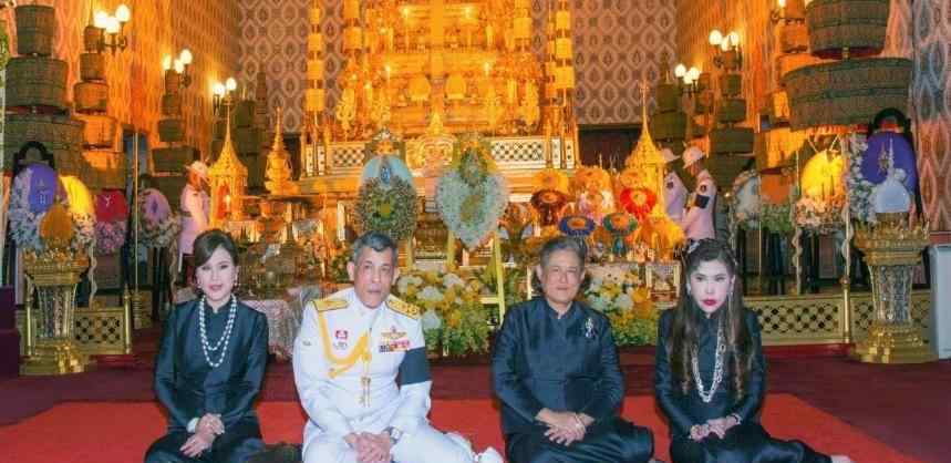 泰国国王有实权吗 都21世纪了，见王室还要行跪拜礼，泰国王室地位为何这么高