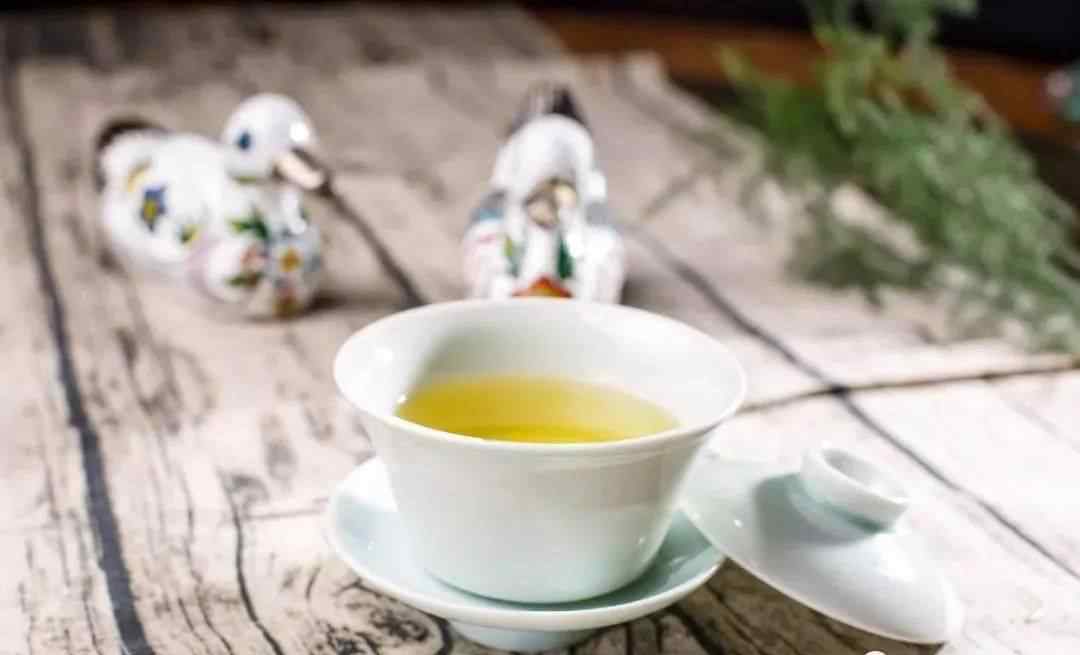 养胃喝什么茶 冬天养胃，要多喝茶？适合喝哪些茶？