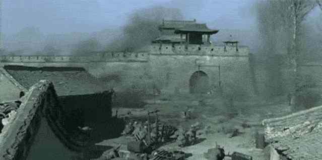 中国骑兵连 八路军住别墅、抽雪茄，抗日神剧《亮剑3》有多雷？