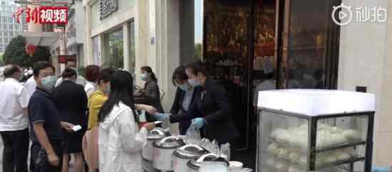 武汉五星级酒店路边卖早餐 早餐多少钱具体内容是