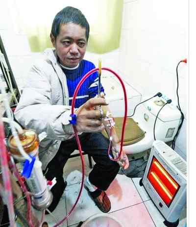 胡颂文 男子自制血透机透析13年 逼出来的发明家该让谁汗颜？