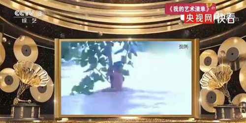23年前洪水中抱树女孩成为警察 到底是什么状况？