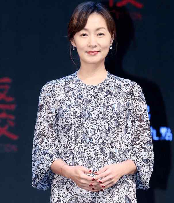 郑家榆 49岁“怀玉公主”郑家榆回归荧屏！同框小26岁女星更像姐妹，气质佳