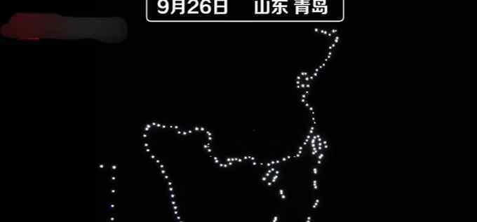 500名学生用贪吃蛇摆出中国地图 这种爱国教育就很棒了