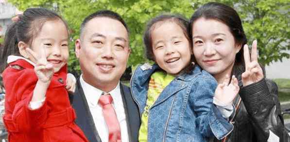 刘国梁妻子 43岁刘国梁为何这么幸福？8岁女儿成世界冠军，妻子对他最支持