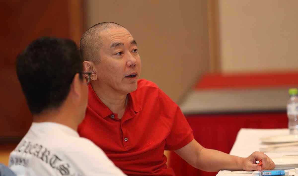 史玉柱谈吃脑白金曾负债2.5亿，后又东山再起