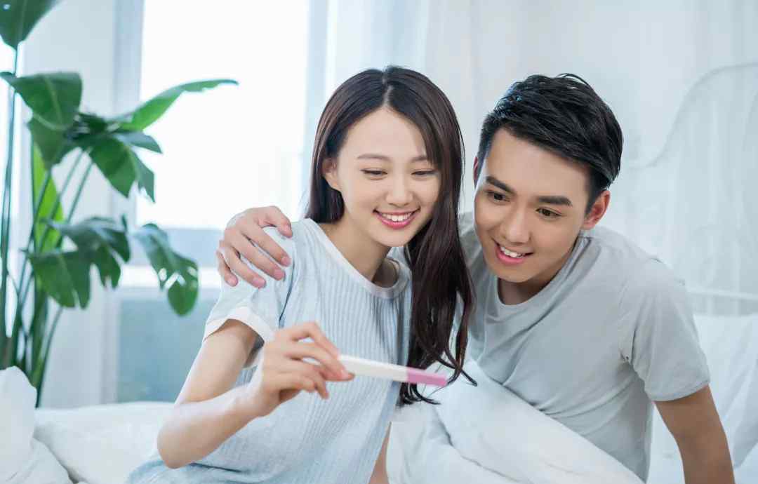 同房后多久能用试纸测出怀孕 同房后多久能测出怀孕？怎么测才是最准的呢？