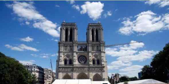 巴黎圣母院广场重新对外开放 圣母院目前情况如何