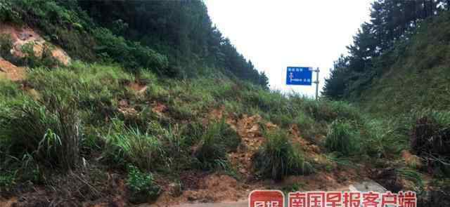 广西桂林强降雨 导致多条道路交通中断