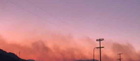 美加州爆发山火 伤亡如何原因系“魔鬼之风”来袭