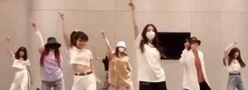 火箭少女跳无价之姐  为什么又再度同框了
