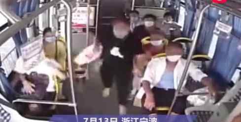 高考生救被锁喉司机 回顾事情经过