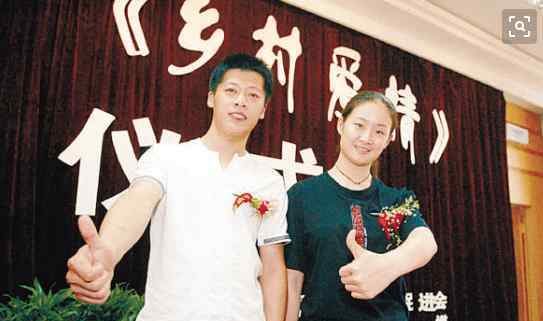 王小蒙 国家一级演员"王小蒙"，离开赵本山10年，今成舞蹈家享誉世界