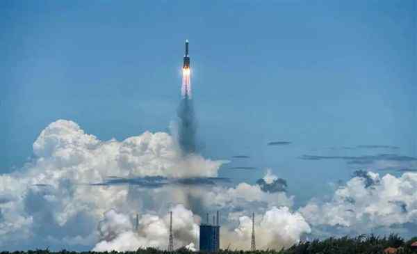 1996年出生的姑娘指挥火箭发射 嫦娥五号将择机实施月面软着陆