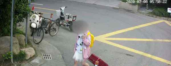 上海10岁少女花3800元打车千里见网友 目前是什么情况？