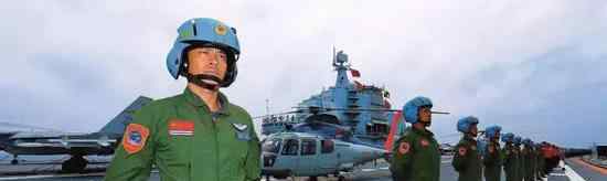 中国海军建军69周年 从“麻雀真小五脏俱无”到五大兵种俱全