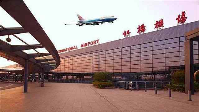 上海虹桥机场暂停所有境外航班 还原事发经过及背后真相！