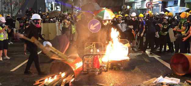 香港警方拘捕44人 真相原来是这样！