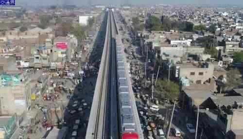 中国造地铁成巴基斯坦热门打卡地 究竟发生了什么?