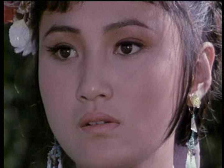 玉碎宫倾 1981老电影《玉碎宫倾》，“最美杨贵妃”林芳兵16岁主演塔娜公主
