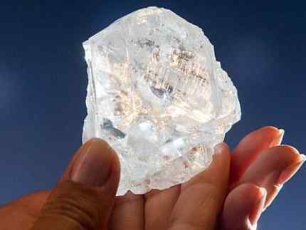 大型钻石形成之谜有哪些秘密？大型钻石形成之谜宝贵石头为嘛这么贵？