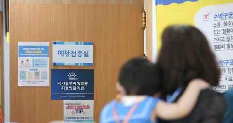 韩国出现新冠流感双重感染病例 登上网络热搜了！