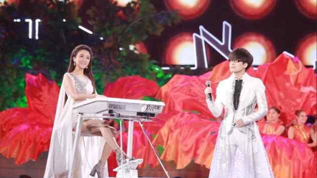 玖月奇迹离婚原因是什么 组合会解散吗
