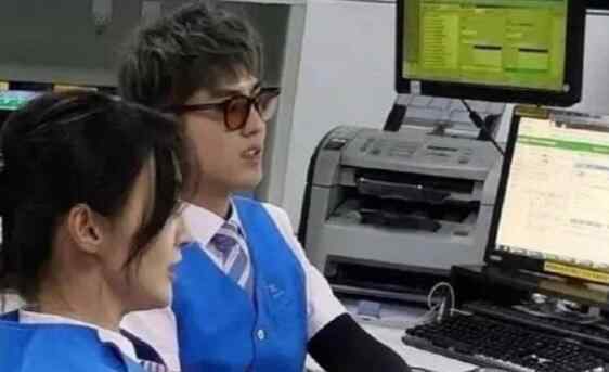 郑爽不知道Kris是吴亦凡 吴亦凡抱郑爽公开表白是真的吗