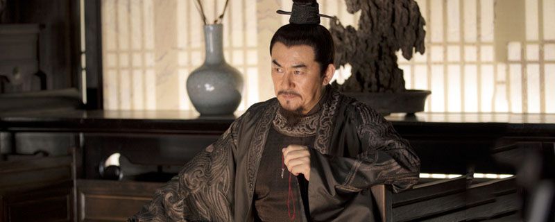 顾廷烨父亲扮演者