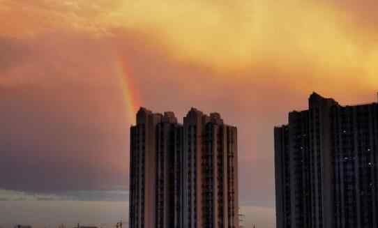 雷雨过后北京天空再现双彩虹 画面太美了
