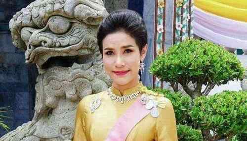 泰国国王恢复诗妮娜王室头衔 天涯扒一扒泰国王室