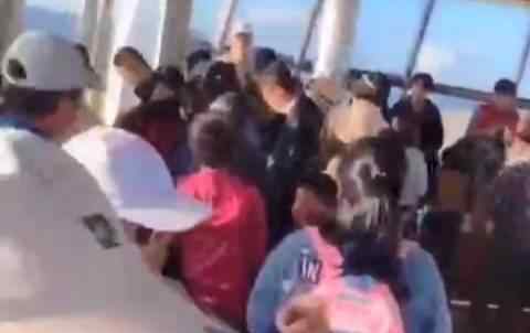 主播私自锁观景台做直播 详细经过始末曝光令人无语