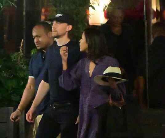 抖森被曝已与小3岁女星同居 女星个人资料及照片曝光