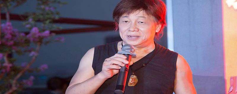 梁小龙为什么被雪藏