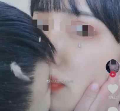 女幼师亲吻男童原版视频 女幼师抖音号是什么