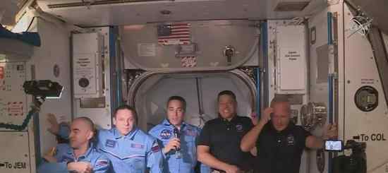 龙飞船两名宇航员进入国际空间站 到底是什么状况？