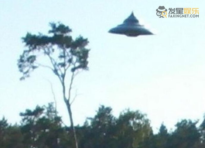 UFO 波兰男子拍到罕见UFO清晰照 玩具却骗到了专家真搞笑