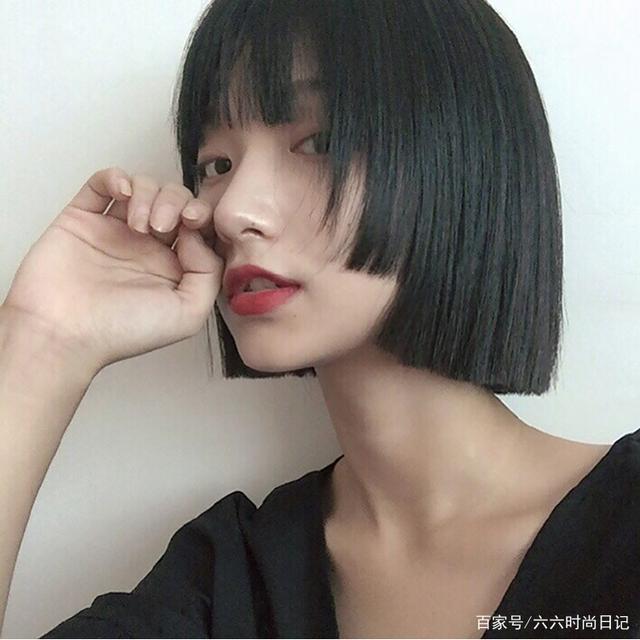 适合圆脸女生的短发 5款最适合圆脸女生的夏季短发，超显脸小，看得我都想换了！