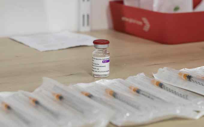 担心血栓风险 德国暂停60岁以下人群接种阿斯利康疫苗