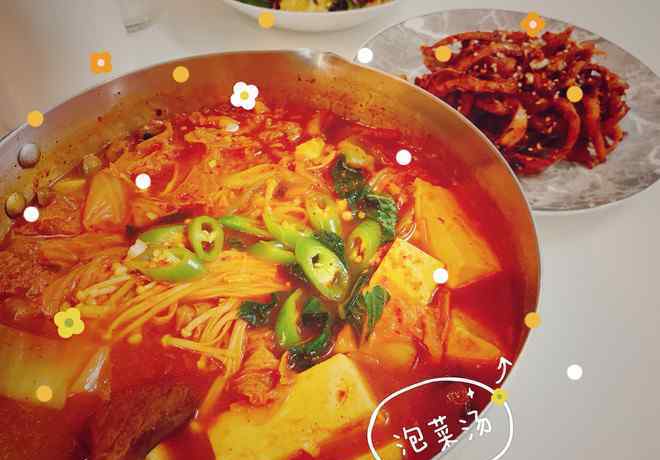 韩国泡菜汤的做法 下饭素菜菜谱，零油脂的韩国泡菜汤，做法简单，营养美味，吃不够