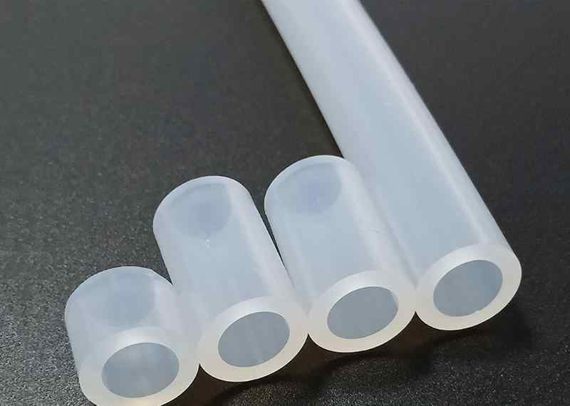 耐高温硅胶管 耐高温硅胶管与塑料水管有什么不同？