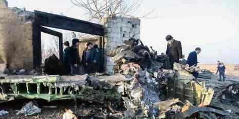 乌克兰客机坠毁 究竟是怎么回事
