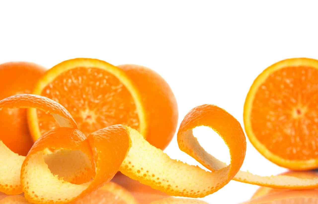 喝橘子皮水有什么好处 橘子皮泡茶有什么好处？喝了有哪些功效