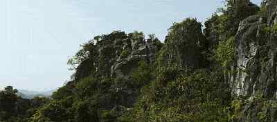 广西灵山家园网 《隐秘的角落》拍摄城市曾考虑过柳州！剧中的六峰山竟在广西